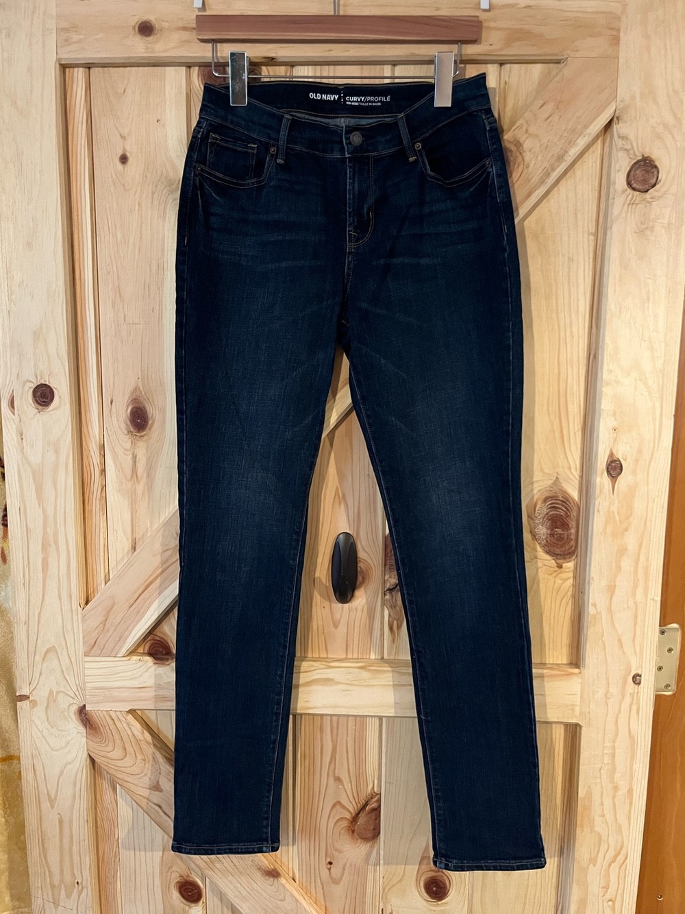 Old Navy Mid Rise Curvy Straight Jeans Size 4